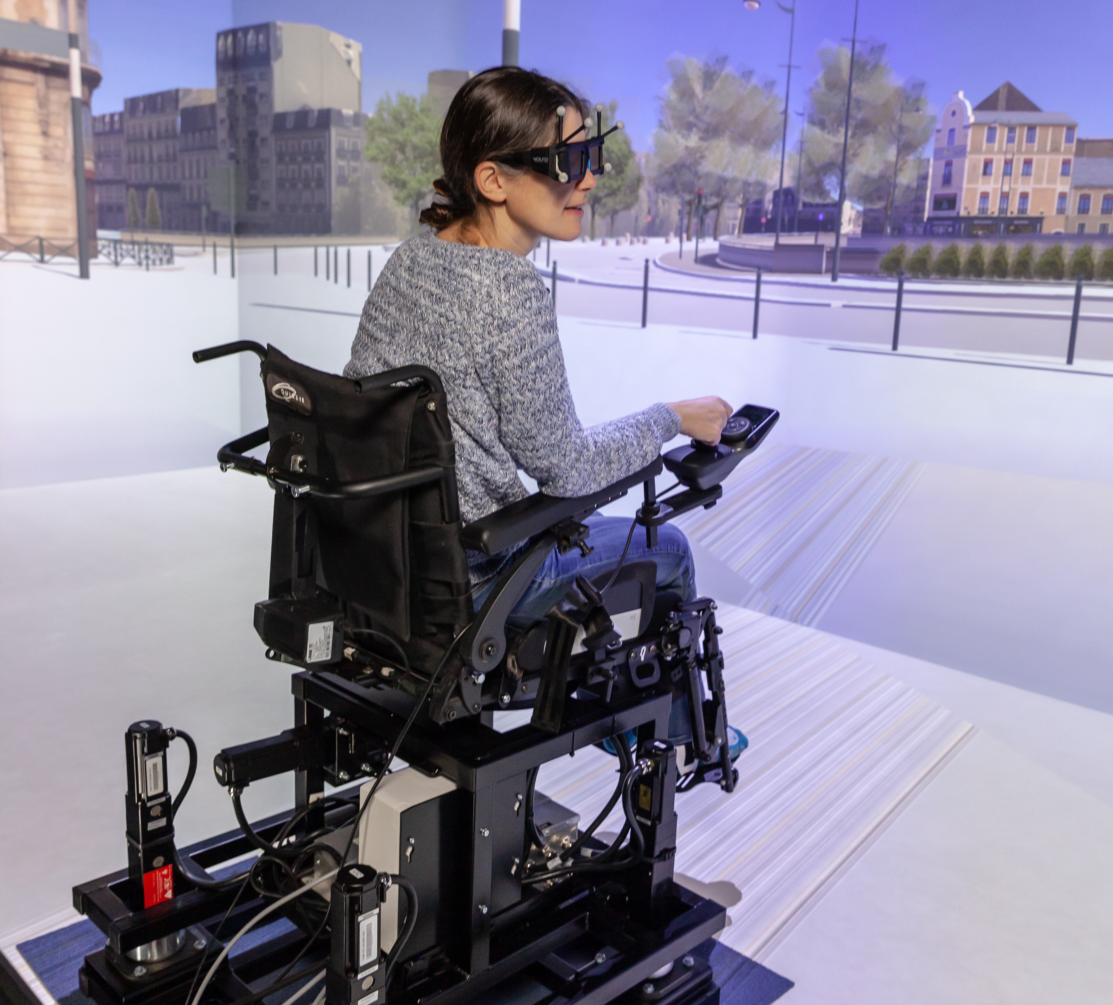 REPLAY Web Rencontre - Simuler la conduite d'un fauteuil roulant électrique grâce à la réalité virtuelle